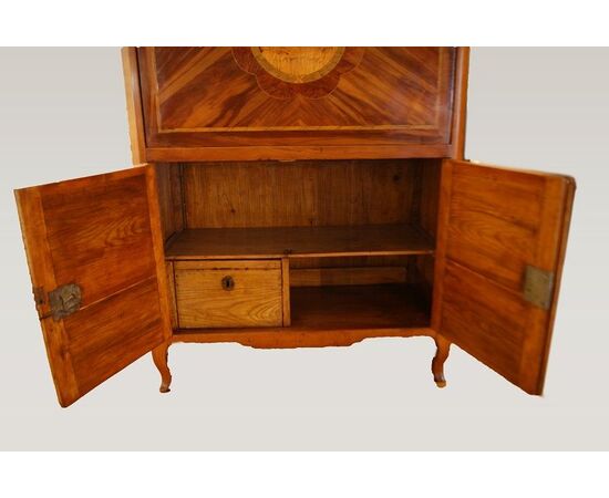 Antico secretaire francese del 1700 stile transizione in Bois de rose con intarsi