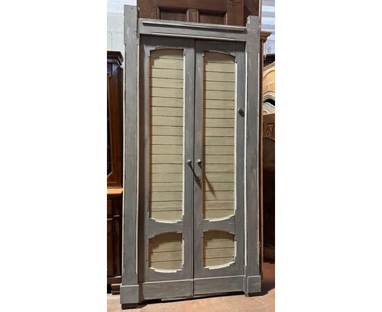 PTL687 - N. 2 porte laccate con telaio, anno 1920, luce cm L 101 x H 241  