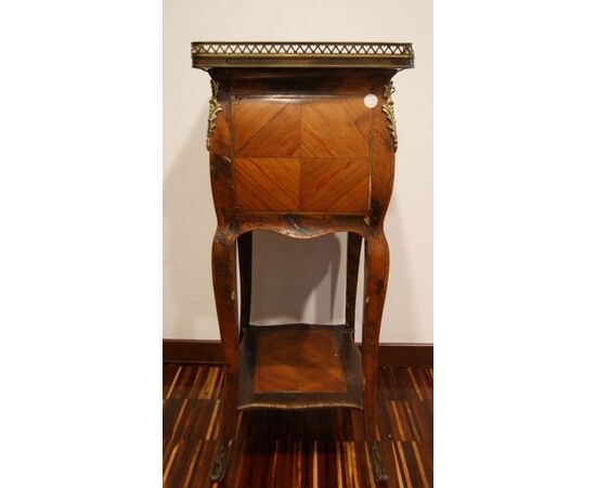 Stupenda Toilette francese stile Luigi XV di inizio 1800 con bronzi