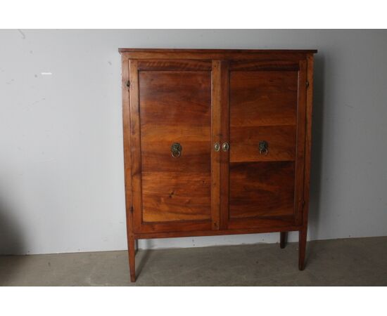 Antica bellissima credenza / stipo Luigi XVI fine 700 . Mis L105 prof 40 H 125 .Restaurata 