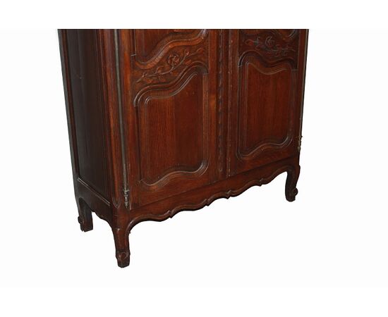 Piccolo armadio Stipo francese a 2 porte stile Provenzale di inizio 1800 in legno di rovere