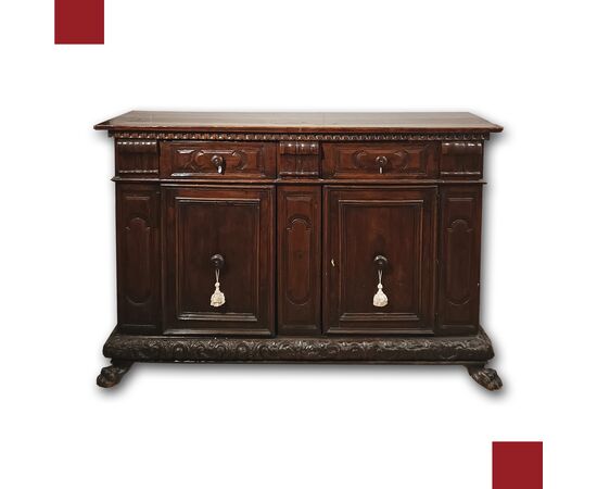 CREDENZA IN NOCE LOMBARDA XVII SECOLO 