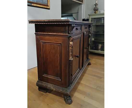 CREDENZA CON CARIATIDI FINE XVI-INIZI XVII SECOLO