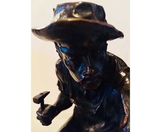 BRONZE SIGNED &quot;O. Hertel &quot;     