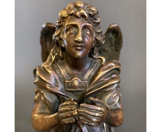 PAIR OF GENUFLIED ANGELS IN BRONZE - XIX CENTURY     