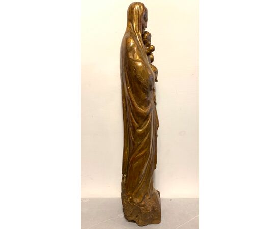 GOLDEN WOOD SCULPTURE &quot;MADONNA WITH CHILD JESUS&quot; - XIXth CENTURY     