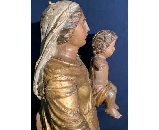 GRANDE SCULTURA LIGNEA POLICROMA “MADONNA COL BAMBINO” - XVI SECOLO  