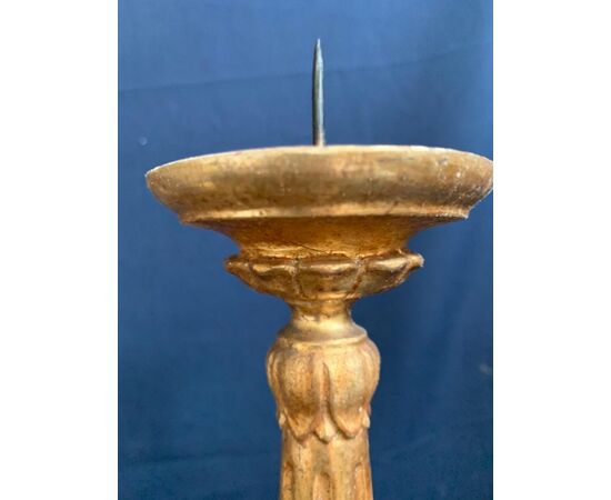 SERIES OF 4 GOLDEN WOODEN CANDLEHOLDERS - 19TH CENTURY     