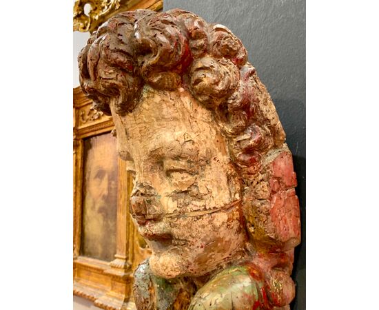 POLYCHROME WOODEN ANGEL HEAD - 17th CENTURY     