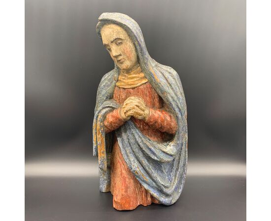 &quot;MADONNA ORANTE&quot; SCULPTURE IN POLYCHROME WOOD - XVI CENTURY.     