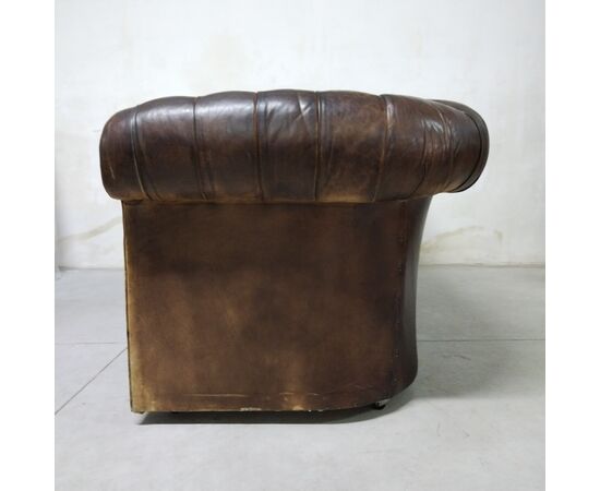 Antica coppia di sedute chesterfield club