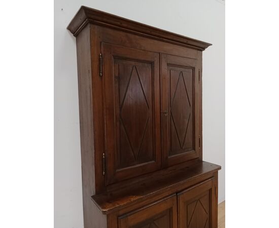 Credenza doppio corpo in noce e pioppo - primi '800 - dispensa buffet - armadio