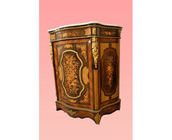 Splendida servante credenza parigina del 1800 riccamente intarsiata con piano in marmo e bronzi