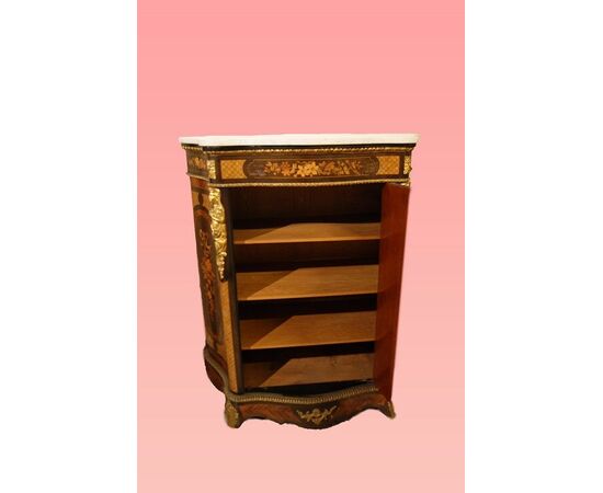 Splendida servante credenza parigina del 1800 riccamente intarsiata con piano in marmo e bronzi