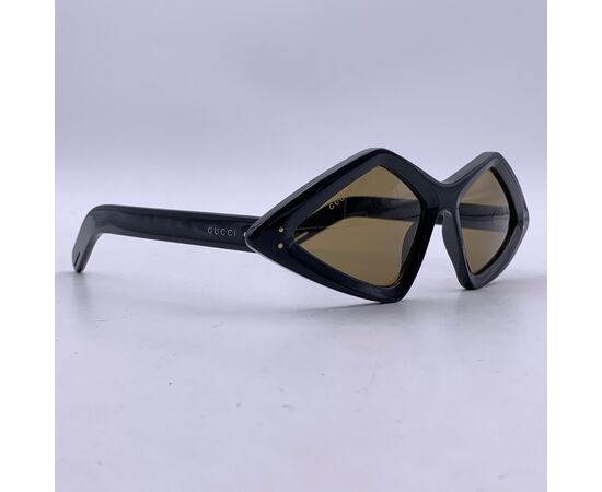 GUCCI Occhiali da Sole in Acetato Col. Nero GG0496S