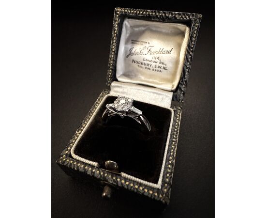 Anello  con  Diamanti  
