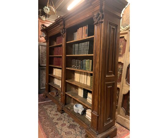 LIB156 - Libreria in legno di pioppo, misura massima cm L 315 x H 241 x P 65