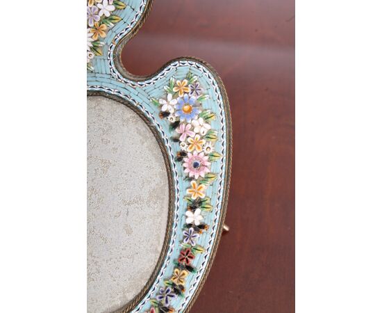 Antica Cornice  Liberty 1930  realizzata in micro mosaico floreale in pietre dure. Mis 15 x 10