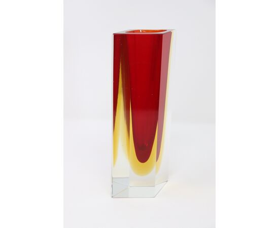 Vaso Murano anni '70, rosso giallo e trasparente PREZZO TRATTABILE