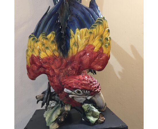 Large porcelain parrot, Tay, Giuseppe Tagliariol     