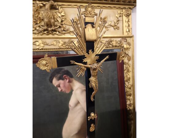 Cristo in bronzo su croce in legno ebanizzato 