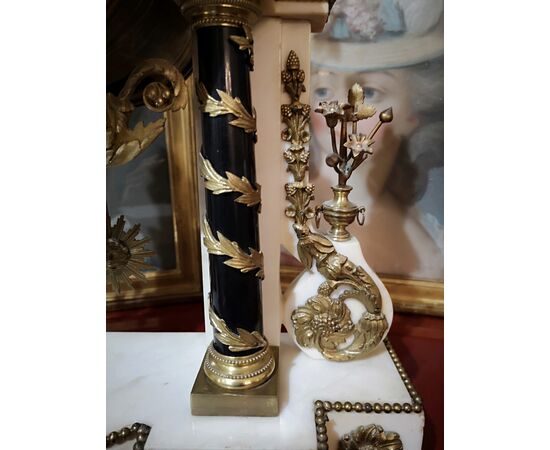 Louis XVI clock with porch in white and black marble and gilded bronze     