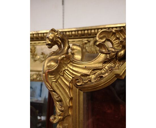 Case in gilded wood     