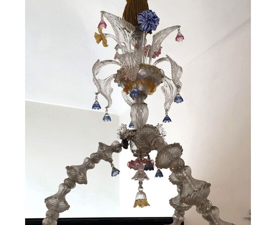 Large Murano glass chandelier with 12 lights     