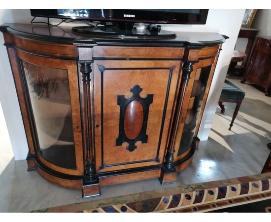 Three-door sideboard in tuja briar and ebonized wood.     