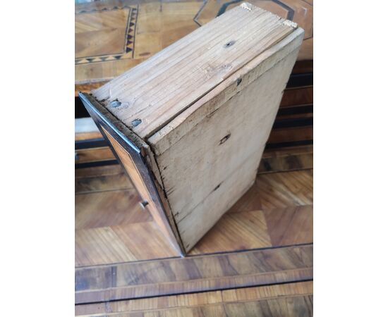 Cassettone a Ribalta epoca: XVIII secolo