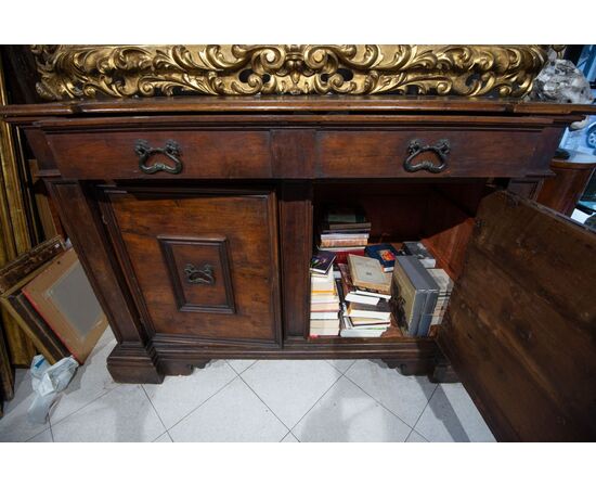 Credenza del '600 in noce  - restauri