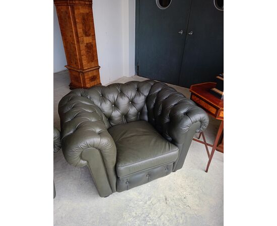 Salotto Chesterfield divano + coppia di poltrone