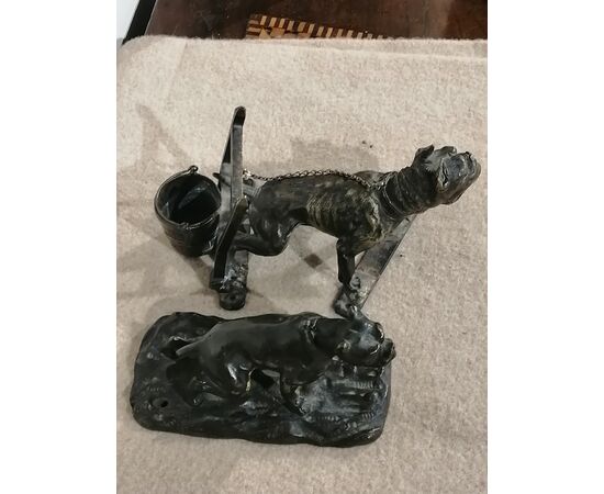 Due bronzetti dell'800 raffiguranti cani