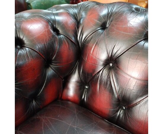 Poltrona chesterfield club vintage inglese originale in pelle bordeaux 