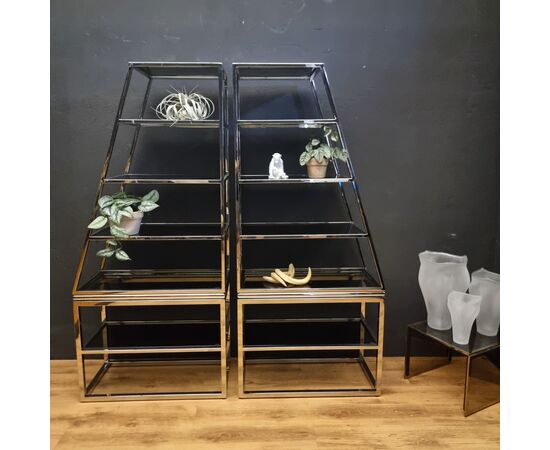 Eleganti Etagere Vintage in acciaio cromato: Stile e Funzionalità