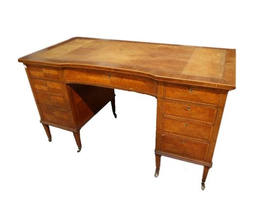 Scrivania Inglese Vittoriana di metà 1800 in citron wood con piano in pelle 