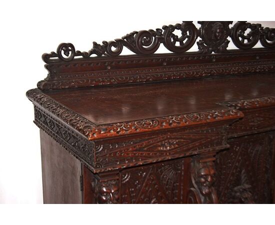 Antica grande credenza Stile Tudor del 1800 in legno di rovere con targhetta Cattedrale di Glasgow 