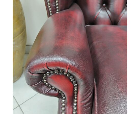 Poltrona chesterfield Queen Anne nuova inglese originale in pelle bordeaux 