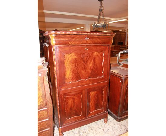 Secretaire Nord Europa Stile Biedermeier della seconda metà del 1800 in legno di mogano