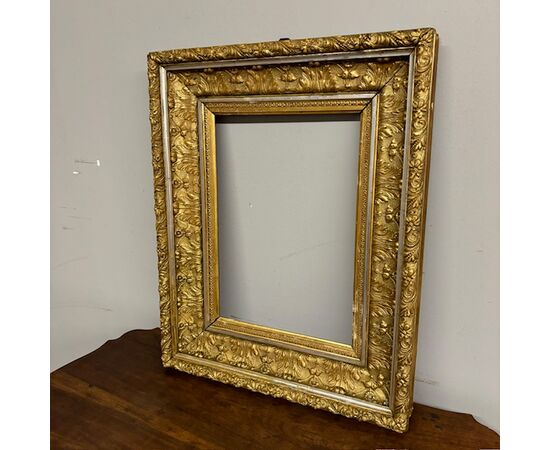 Antica cornice foglia oro e argento XIX sec . Mis 69 x 54 . Interna utile 47 x 33 , 50 