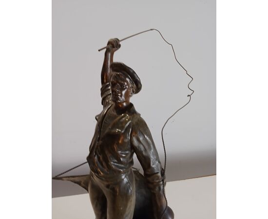 Statua antimonio pescatore su barca - no bronzo - fine '800 - scultura h. 70 cm!