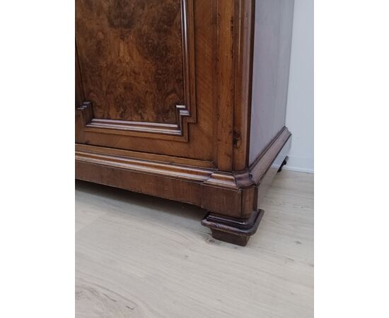 Credenza umbertina in noce - fine 800 - cassettiera -credenzina- cassettone