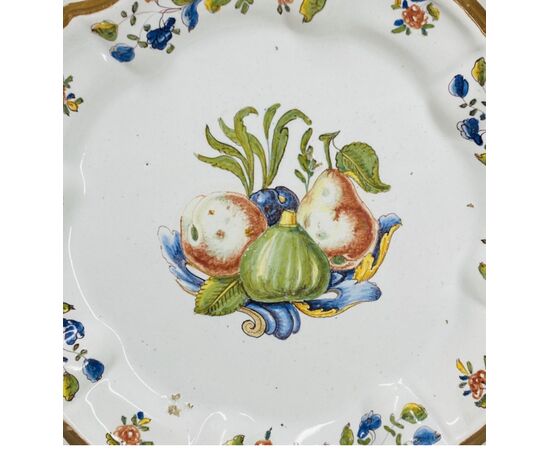 Piatto in maiolica Antonibon di Nove di Bassano , XVIII secolo VENDUTO