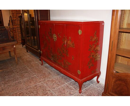 Credenza Cinese prima metà 1900 laccata e riccamente decorata