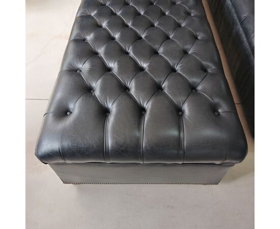 Panca chesterfield inglese originale vintage in pelle nera antracite 