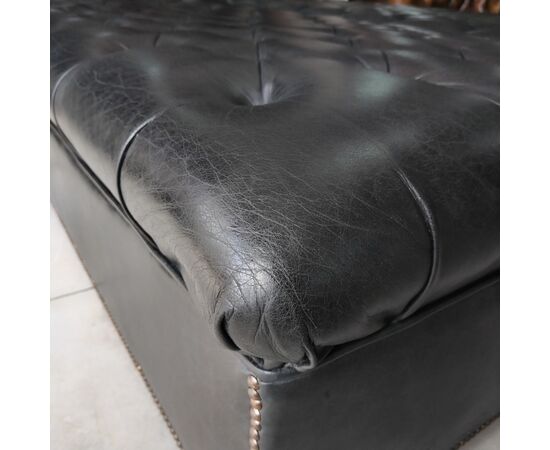 Panca chesterfield inglese originale vintage in pelle nera antracite 