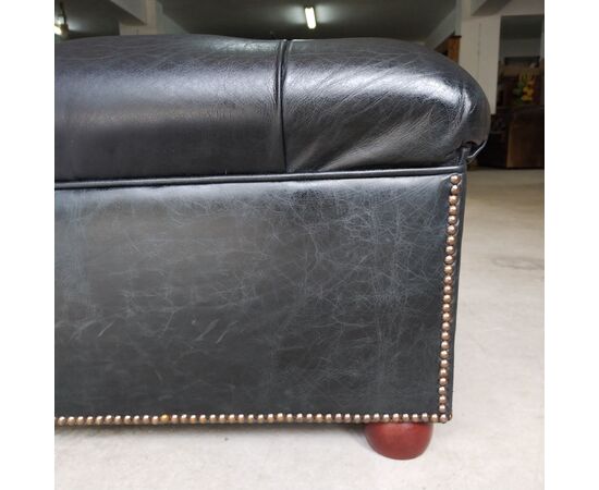 Panca chesterfield inglese originale vintage in pelle nera antracite 