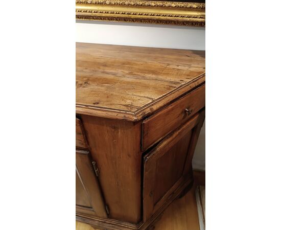 CREDENZA VENETA SCANTONATA FINE XVIII SECOLO 