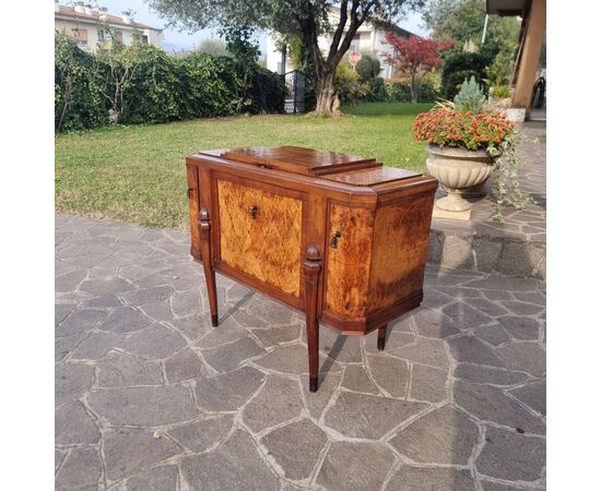 Accattivante Mobile Bar Anni '50 Apribile: Eleganza Retrò per la Tua Casa