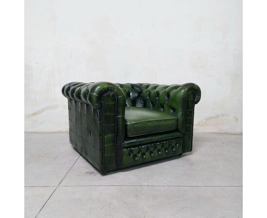 Poltrona chesterfield club vintage inglese originale in pelle verde smeraldo 